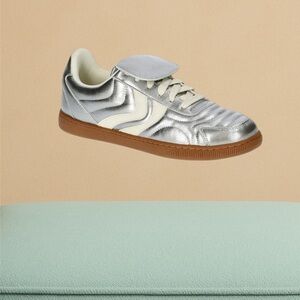 NEW Madden NYC Women's Fold Over Shoes Size 8 or 9